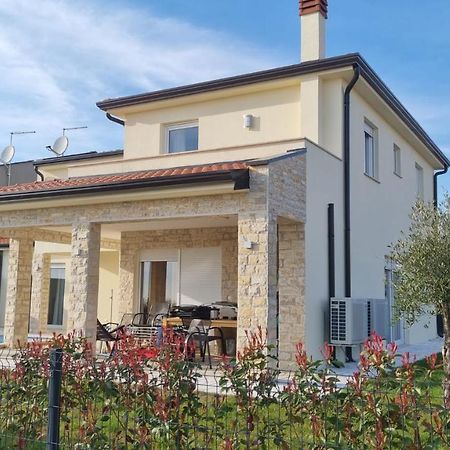 Villa Robert Kastelir Kaštelir Exterior foto